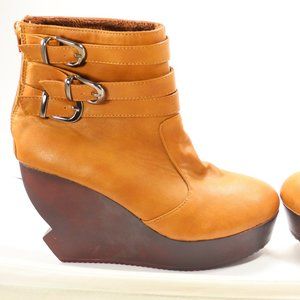 Light Brown Platform Wedge Zip Up Bootie